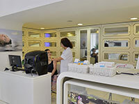 Esteworld Altunizade Kliniği VISIA Analiz Cihazı